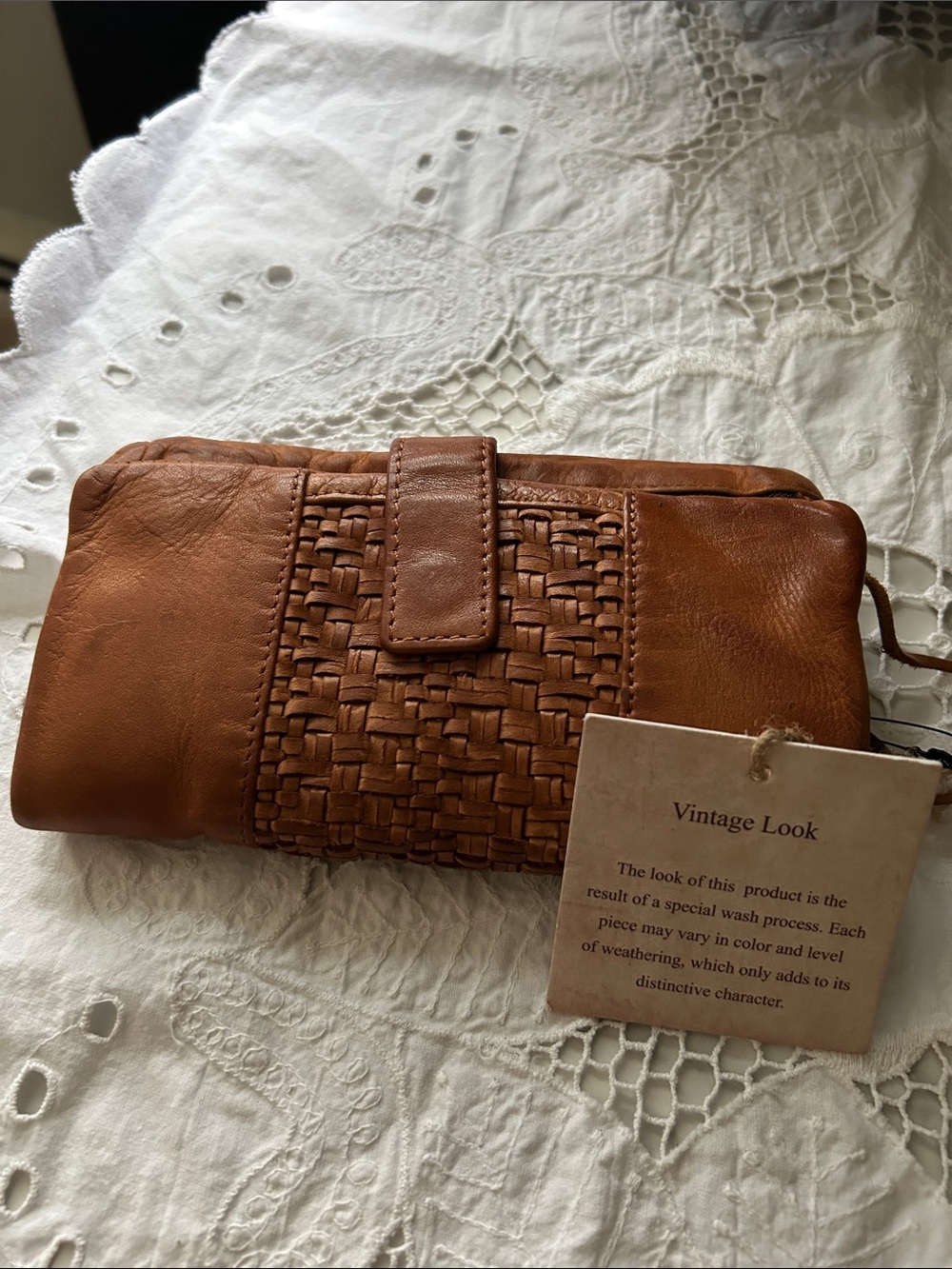 Woven Leather Wristlet Clutch - Brown Vintages look